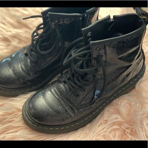 Doc Martens black/patent glitter boots Girls 2.